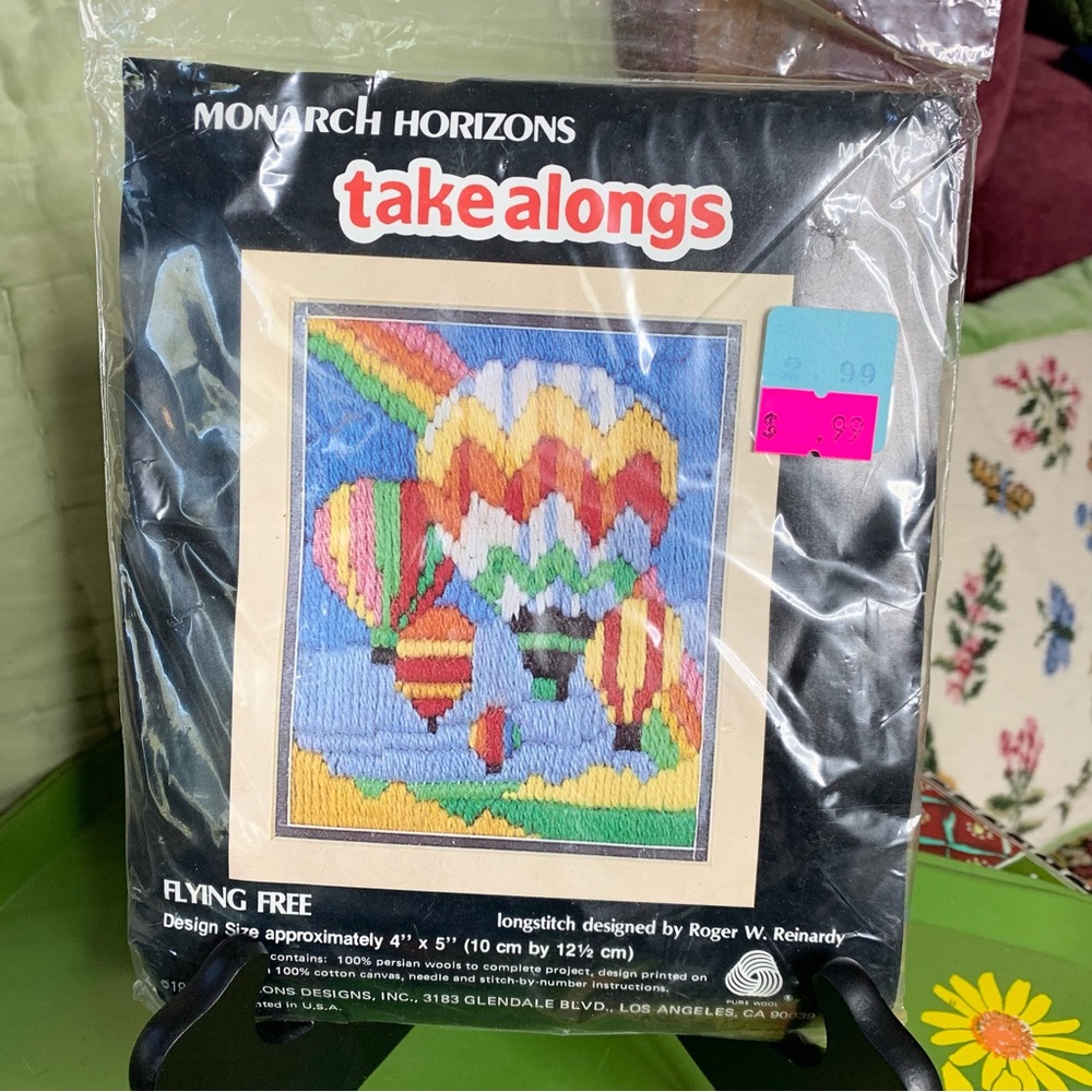 Rainbow Balloon Embroidery Kit